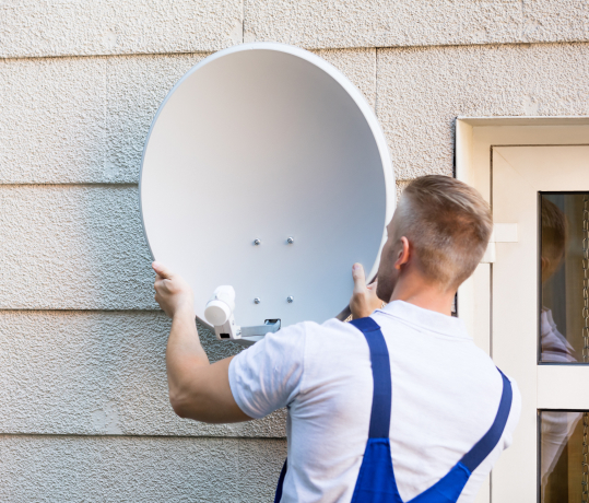 Installatore con antenna